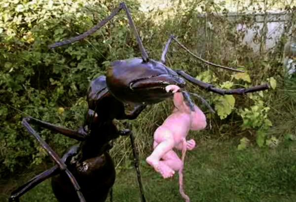 Jacques Gastineau - sculpture giant ant